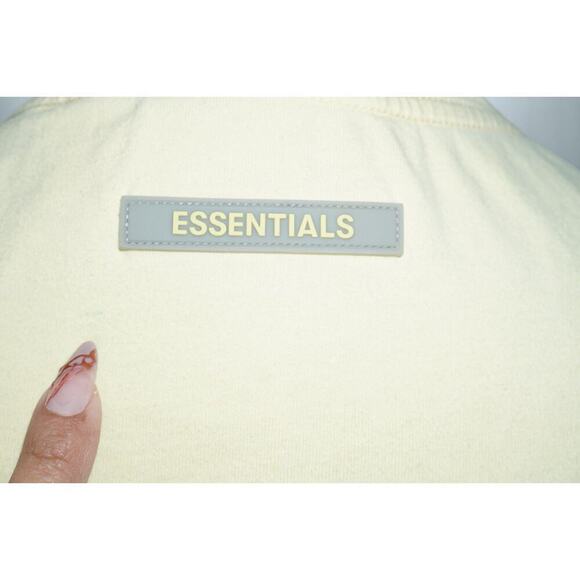 Fear of God Essentials T-Shirt Yellow Short Sleeve Logo Tee Size Small - Picture 8 of 10